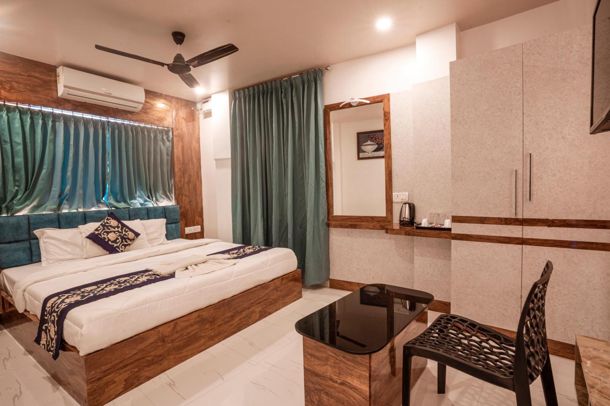 Ananya Residency Hotel Port Blair Buitenkant foto